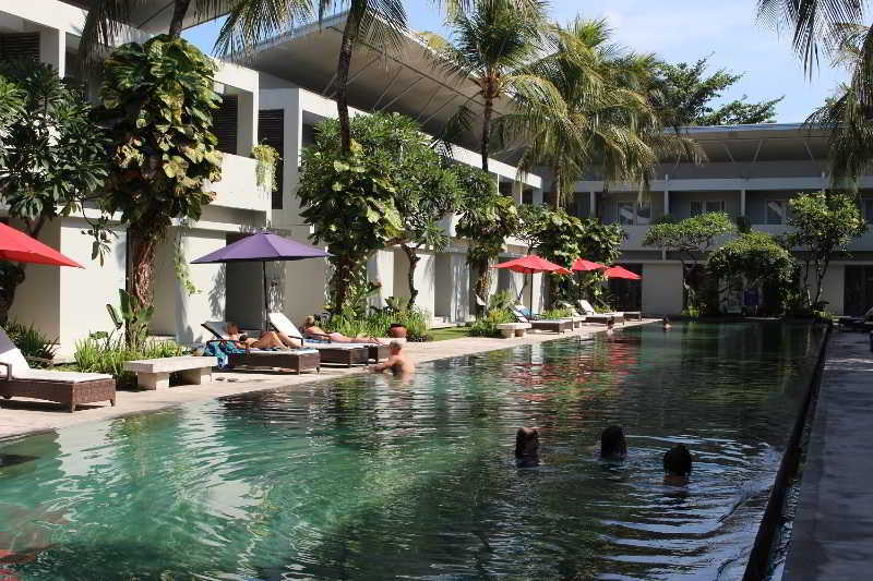 Oyo Flagship 760 Oasis Kuta Hotel Kuta Lombok Buitenkant foto